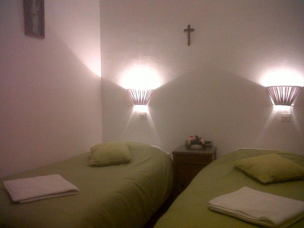 Hotel Notre Dame De Fourviere Lourdes Cameră foto